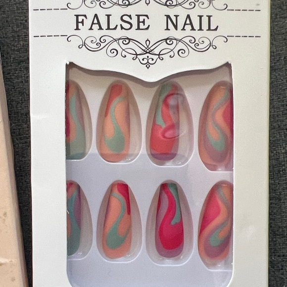 Colorful False Nail Set - Picture 6 of 6
